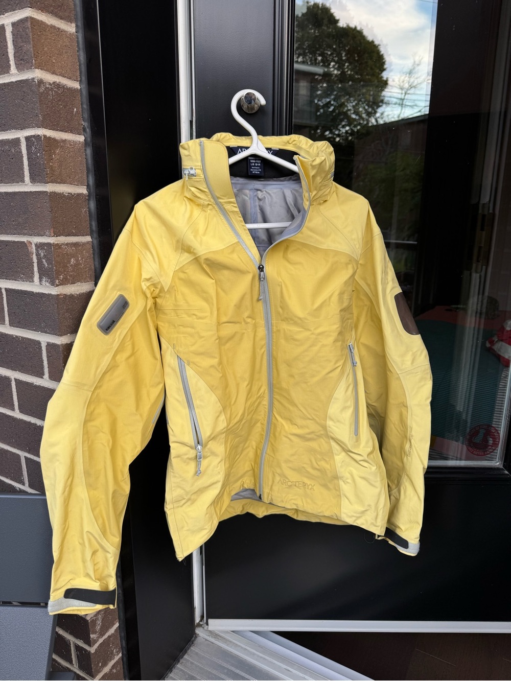 Vintage Arc’teryx Sidewinder AR GORE-TEX Jacket Butter Women’s L